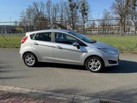 Gebraucht Ford Fiesta 95 PS (69 kW) 2016 Silber Kleinwagen