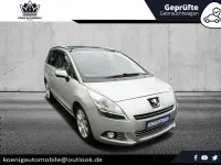 Gebraucht Peugeot 5008 Allure 156 PS (114 kW) 2012 Aluminium grau Van / Kleinbus