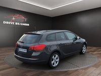 Gebraucht Opel Astra 140 PS (102 kW) 2015 Grau Kombi