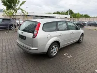 Gebraucht Ford Focus Style 101 PS (74 kW) 2008 Silber Limousine
