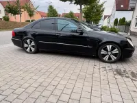 Gebraucht Mercedes E350 292 PS (214 kW) 2009 Schwarz Limousine