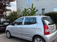 Second-hand Kia Picanto 65 CP (47 kW) 2005 Argintiu Hatchback