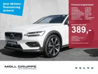 Gebraucht Volvo V60 CC Plus 197 PS (144 kW) 2024 Crystal white pearl / metallic Kombi