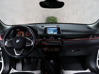 gebraucht BMW X1 18 Sport Line LED NAVI LEDER SHZ FLA PDC TEMP
