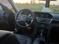 Gebraucht Mercedes E220 170 PS (125 kW) 2011 Schwarz Limousine