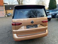 Gebraucht VW Multivan Style 150 PS (110 kW) 2026 Copper bronze metallic Van