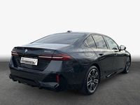 Gebraucht BMW 520 Performance 190 PS (139 kW) 2025 Grau Limousine
