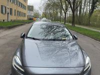 Gebraucht Volvo V40 120 PS (88 kW) 2016 Kombi