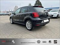 Gebraucht VW Polo 60 PS (44 kW) 2014 Deep black pearlescent Kleinwagen