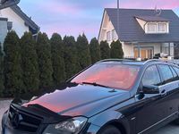 Gebraucht Mercedes C200 136 PS (100 kW) 2011 Schwarz Kombi