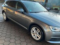 Gebraucht Audi A4 150 PS (110 kW) 2017 Grau Kombi