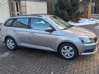 Gebraucht Skoda Fabia Style 90 PS (66 kW) 2015 Silber Kleinwagen