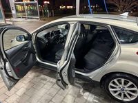 Gebraucht Ford Focus Titanium 125 PS (91 kW) 2015 Beige Limousine