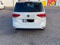 Gebraucht VW Touran 116 PS (85 kW) 2020 Beige Van / Kleinbus