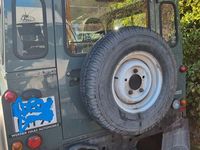 Gebraucht Land Rover Defender 122 PS (89 kW) 2011 Grün Kombi