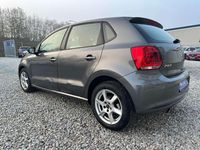 Gebraucht VW Polo Comfortline 90 PS (66 kW) 2012 Grau Kleinwagen