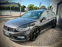 Usata VW Passat R-line 190 CV (139 kW) 2019 Grigio Station wagon