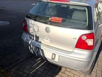 Gebraucht VW Polo Basis 75 PS (55 kW) 2002 Silber Limousine