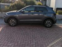 Używany VW T-Cross Active 95 KM (69 kW) 2022 Szary SUV