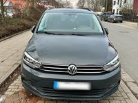 Gebraucht VW Touran 150 PS (110 kW) 2018 Grau Van / Kleinbus