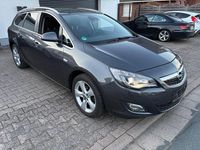 Gebraucht Opel Astra Active 140 PS (102 kW) 2012 Grau Kombi