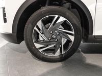 Neu Hyundai Bayon Trend 101 PS (74 kW) 2025 Weiss SUV