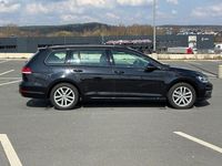 Gebraucht VW Golf VII Comfortline 116 PS (85 kW) 2018 Schwarz Kombi