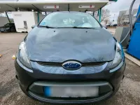 Gebraucht Ford Fiesta 60 PS (44 kW) 2010 Grau Kleinwagen