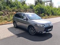 gebraucht Mitsubishi Outlander 2,2 DI-D Instyle 4WD 7SITZE