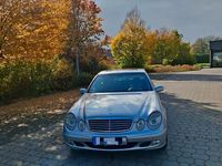 Gebraucht Mercedes E200 Classic 122 PS (89 kW) 2003 Silber Limousine