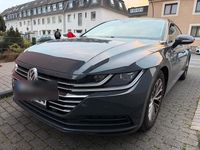Gebraucht VW Arteon 180 PS (132 kW) 2019 Grau Kleinwagen