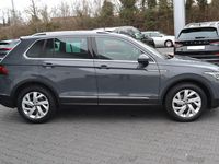 Gebraucht VW Tiguan Elegance 150 PS (110 kW) 2022 Grau SUV