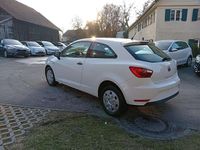 Gebraucht Seat Ibiza Reference 69 PS (50 kW) 2012 "candy" weiss Kleinwagen