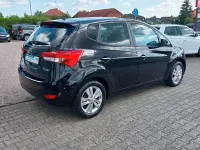 Gebraucht Hyundai ix20 Edition 90 PS (66 kW) 2015 Schwarz Kleinwagen