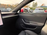 Gebraucht Tesla Model S Plaid 759 kW (1033 PS) 2022 Rot Kleinwagen