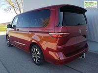 Neu VW T7 Comfortline 150 PS (110 kW) 2026 Fortanarot metallic Van