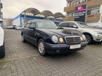 Gebraucht Mercedes E240 Elegance 170 PS (125 kW) 1998 Schwarz Limousine