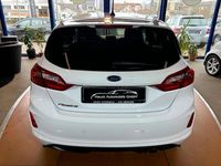 Gebraucht Ford Fiesta ST-Line 101 PS (74 kW) 2018 Weiß Kleinwagen