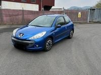 Gebraucht Peugeot 206+ 75 PS (55 kW) 2009 Blau Kleinwagen