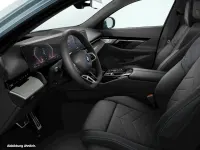 Gebraucht BMW 550e M Sport 489 PS (359 kW) 2025 Grün Kombi