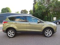 Gebraucht Ford Kuga Titanium 140 PS (102 kW) 2013 Grün SUV