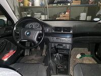 Second-hand BMW 520 150 CP (110 kW) 1999 Argintiu Berlinǎ