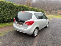 Gebraucht Opel Meriva Design Edition 120 PS (88 kW) 2011 Silber Van / Kleinbus