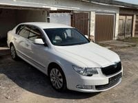 Gebraucht Skoda Superb 160 PS (117 kW) 2011 Weiß Limousine
