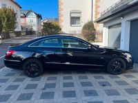 Gebraucht Mercedes E250 Avantgarde 204 PS (150 kW) 2012 Schwarz Coupé