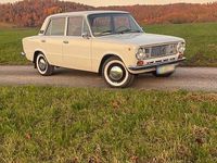 Gebraucht Lada 1200 60 PS (44 kW) 1985 Weiß Limousine