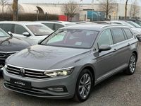 Gebraucht VW Passat 200 PS (147 kW) 2023 Grau Kombi