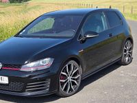 Gebraucht VW Golf VII GTI 220 PS (161 kW) 2016 Schwarz Limousine