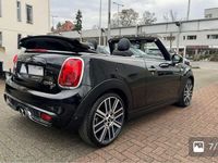 Gebraucht Mini Cooper D 116 PS (85 kW) 2019 Schwarz Kleinwagen