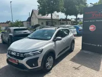 Gebraucht Dacia Sandero Expression 101 PS (74 kW) 2023 Grau SUV